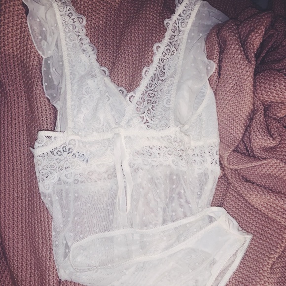 All White Lace Lingerie Bodysuit - Picture 1 of 2